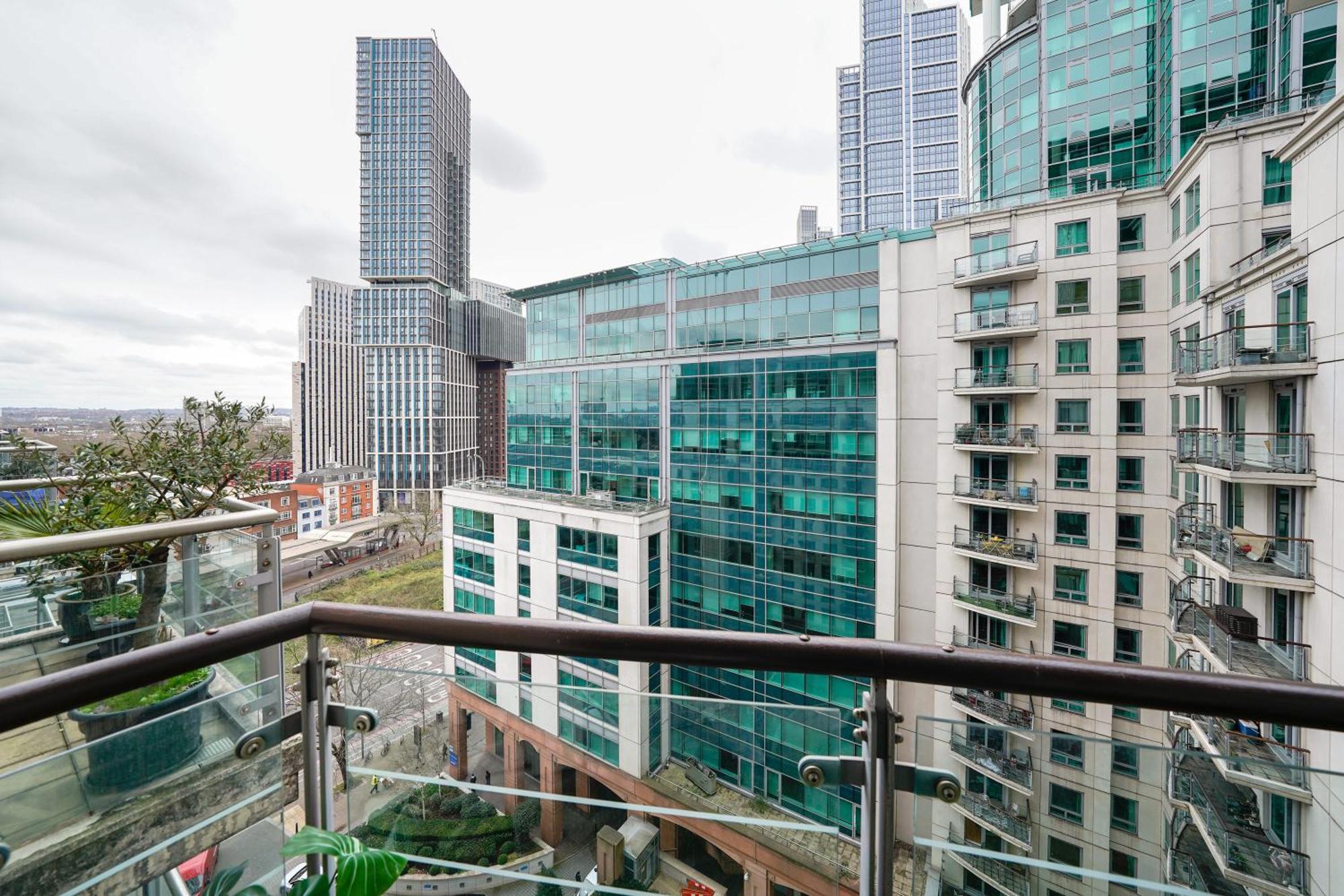 Apartament St George Wharf Londyn Zewnętrze zdjęcie